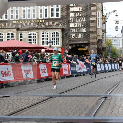 05.10.2025 - 20. swb-Marathon Bremen Yannick Fuchs http://msf.ph/oto/9251992 05.10.2025 10:45:11 Ziel 9202, 9590, 9678, 10091, 11362, 11715 meine-sportfotos.de