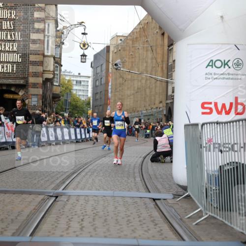 05.10.2025 - 20. swb-Marathon Bremen Yannick Fuchs http://msf.ph/oto/9252249 05.10.2025 10:45:18 Ziel 10091, 10431, 10822, 11488, 11715 meine-sportfotos.de