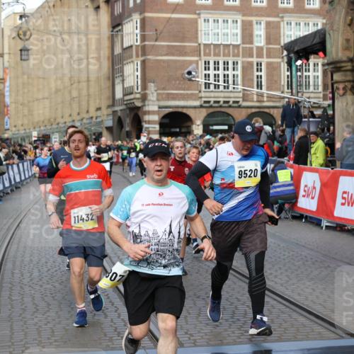 05.10.2025 - 20. swb-Marathon Bremen Yannick Fuchs http://msf.ph/oto/9252392 05.10.2025 10:54:11 Ziel 9313, 9520, 9548, 9807, 9835, 10019, 10075, 10163, 10631, 10662, 10785, 11151, 11152, 11303, 11339, 11432, 11593 meine-sportfotos.de