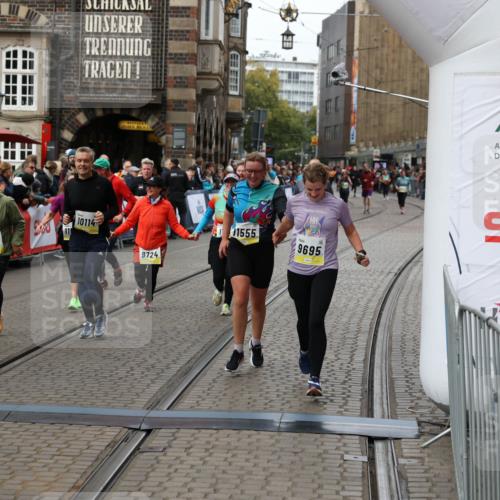 05.10.2025 - 20. swb-Marathon Bremen Yannick Fuchs http://msf.ph/oto/9252530 05.10.2025 11:14:23 Ziel 9695, 9724, 10114, 10115, 10201, 10832, 11036, 11135, 11539, 11555 meine-sportfotos.de
