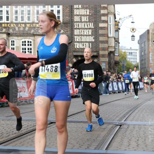 05.10.2025 - 20. swb-Marathon Bremen Yannick Fuchs http://msf.ph/oto/9252586 05.10.2025 10:45:24 Ziel 9290, 9963, 10431, 10634, 10822, 10898, 11488 meine-sportfotos.de