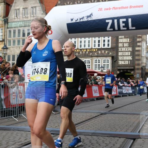 05.10.2025 - 20. swb-Marathon Bremen Yannick Fuchs http://msf.ph/oto/9252707 05.10.2025 10:45:25 Ziel 9290, 9963, 10431, 10634, 10822, 10898, 11488 meine-sportfotos.de