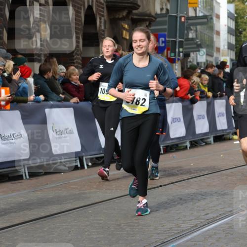 05.10.2025 - 20. swb-Marathon Bremen Strokosch-Dieckow http://msf.ph/oto/9252876 05.10.2025 11:01:42 Ziel 9189, 9269, 9294, 9782, 10004, 10026, 10370, 10562, 10903, 10904, 11463, 11732, 11733 meine-sportfotos.de