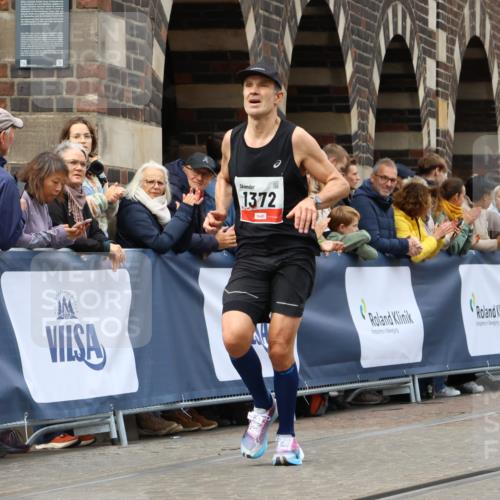 05.10.2025 - 20. swb-Marathon Bremen Strokosch-Dieckow http://msf.ph/oto/9253118 05.10.2025 12:51:09 Ziel 1372, 2253 meine-sportfotos.de