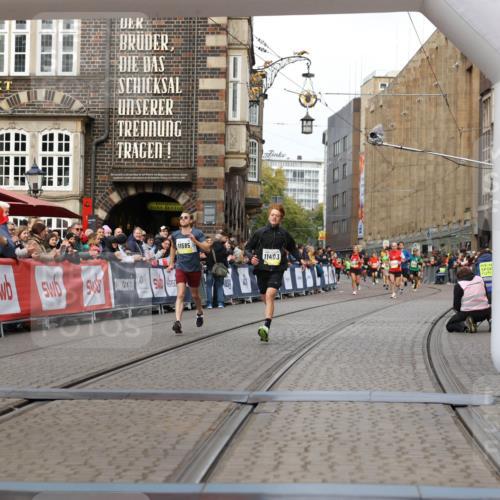 05.10.2025 - 20. swb-Marathon Bremen Yannick Fuchs http://msf.ph/oto/9253309 05.10.2025 10:45:32 Ziel 9396, 9885, 9963, 10447, 10634, 11346, 11403, 11585 meine-sportfotos.de