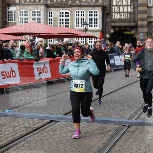 05.10.2025 - 20. swb-Marathon Bremen Yannick Fuchs http://msf.ph/oto/9253319 05.10.2025 11:14:38 Ziel 9756, 10292, 11072, 11139 meine-sportfotos.de