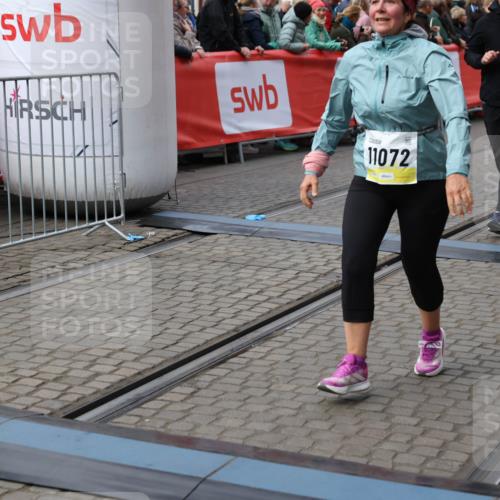 05.10.2025 - 20. swb-Marathon Bremen Yannick Fuchs http://msf.ph/oto/9253353 05.10.2025 11:14:38 Ziel 9756, 10292, 11072, 11139 meine-sportfotos.de