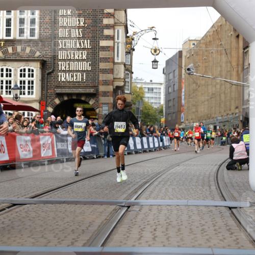 05.10.2025 - 20. swb-Marathon Bremen Yannick Fuchs http://msf.ph/oto/9253364 05.10.2025 10:45:33 Ziel 9396, 9885, 10447, 10634, 11346, 11403, 11585 meine-sportfotos.de