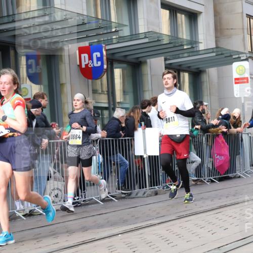 05.10.2025 - 20. swb-Marathon Bremen Strokosch-Dieckow http://msf.ph/oto/9253401 05.10.2025 10:55:49 Ziel 9258, 9541, 9811, 9855, 9871, 9950, 9968, 10006, 10009, 10015, 10191, 10196, 10394, 10424, 10641, 10664, 10675, 10758, 10921, 10959, 10989, 10992, 11095, 11148, 11364, 11366, 11554, 11620, 11626, 11630, 11693, 11741, 9258, 9541, 9811, 9855, 9871, 9950, 9968, 10006, 10009, 10015, 10191, 10196, 10394, 10424, 10641, 10664, 10675, 10758, 10921, 10959, 10989, 10992, 11095, 11148, 11364, 11366, 11554, 11620, 11630, 11693 meine-sportfotos.de