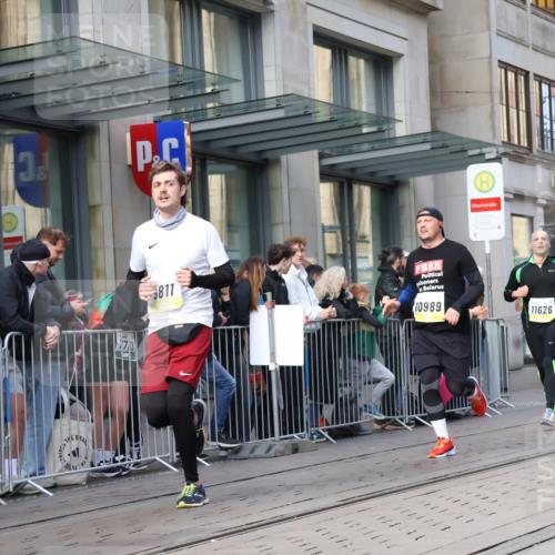 05.10.2025 - 20. swb-Marathon Bremen Strokosch-Dieckow http://msf.ph/oto/9253425 05.10.2025 10:55:49 Ziel 9258, 9541, 9811, 9855, 9871, 9950, 9968, 10006, 10009, 10015, 10191, 10196, 10394, 10424, 10641, 10664, 10675, 10758, 10921, 10959, 10989, 10992, 11095, 11148, 11364, 11366, 11554, 11620, 11626, 11630, 11693, 11741, 9258, 9541, 9811, 9855, 9871, 9950, 9968, 10006, 10009, 10015, 10191, 10196, 10394, 10424, 10641, 10664, 10675, 10758, 10921, 10959, 10989, 10992, 11095, 11148, 11364, 11366, 11554, 11620, 11630, 11693 meine-sportfotos.de