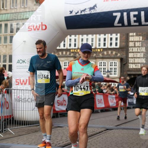 05.10.2025 - 20. swb-Marathon Bremen Yannick Fuchs http://msf.ph/oto/9253430 05.10.2025 10:45:34 Ziel 9396, 9885, 10447, 10634, 11346, 11403, 11585 meine-sportfotos.de