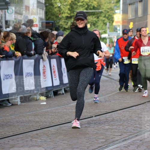 05.10.2025 - 20. swb-Marathon Bremen Strokosch-Dieckow http://msf.ph/oto/9253634 05.10.2025 11:01:55 Ziel 9324, 9365, 9536, 9655, 10558, 10837, 10855, 10879, 10887, 10944, 11415, 11647 meine-sportfotos.de