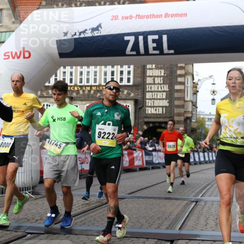 05.10.2025 - 20. swb-Marathon Bremen Yannick Fuchs http://msf.ph/oto/9254091 05.10.2025 10:45:48 Ziel 28, 8000, 9200, 9222, 9250, 9709, 10053, 10639, 10682, 10792, 11678, 11745 meine-sportfotos.de