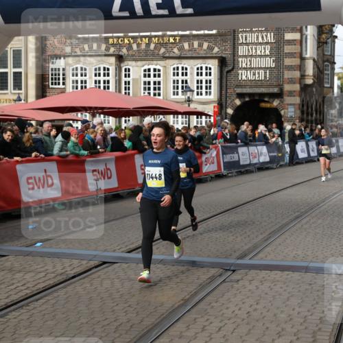 05.10.2025 - 20. swb-Marathon Bremen Yannick Fuchs http://msf.ph/oto/9254141 05.10.2025 11:14:57 Ziel 9303, 10602, 11448, 11557 meine-sportfotos.de