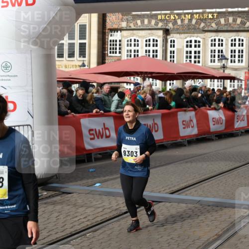 05.10.2025 - 20. swb-Marathon Bremen Yannick Fuchs http://msf.ph/oto/9254283 05.10.2025 11:14:59 Ziel 9303, 10602, 11448, 11557 meine-sportfotos.de