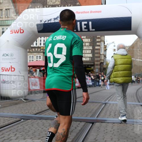 05.10.2025 - 20. swb-Marathon Bremen Yannick Fuchs http://msf.ph/oto/9254330 05.10.2025 10:45:55 Ziel 28, 9709, 9960, 10350, 10639, 10792, 10823 meine-sportfotos.de