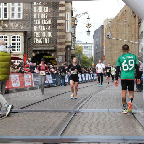 05.10.2025 - 20. swb-Marathon Bremen Yannick Fuchs http://msf.ph/oto/9254490 05.10.2025 10:46:00 Ziel 9285, 9960, 10350, 10773, 10823, 11617 meine-sportfotos.de