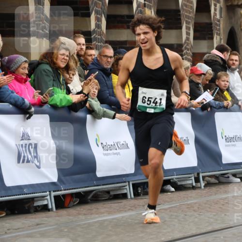 05.10.2025 - 20. swb-Marathon Bremen Strokosch-Dieckow http://msf.ph/oto/9254862 05.10.2025 12:53:14 Ziel 1444, 6541 meine-sportfotos.de