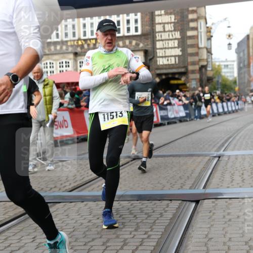 05.10.2025 - 20. swb-Marathon Bremen Yannick Fuchs http://msf.ph/oto/9254910 05.10.2025 10:46:11 Ziel 9397, 9500, 9876, 10090, 10688, 10858, 11074, 11513 meine-sportfotos.de