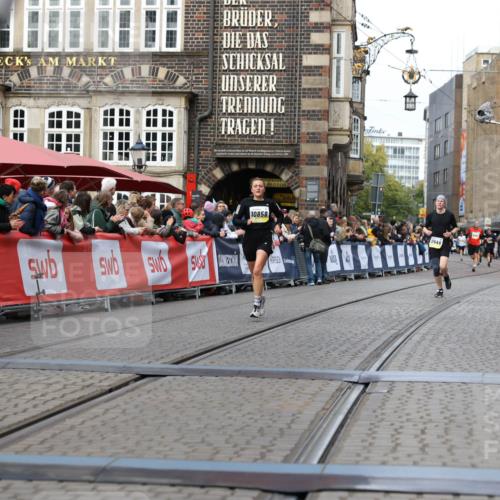 05.10.2025 - 20. swb-Marathon Bremen Yannick Fuchs http://msf.ph/oto/9254942 05.10.2025 10:46:13 Ziel 9500, 10090, 10688, 10858, 11074, 11446, 11513 meine-sportfotos.de