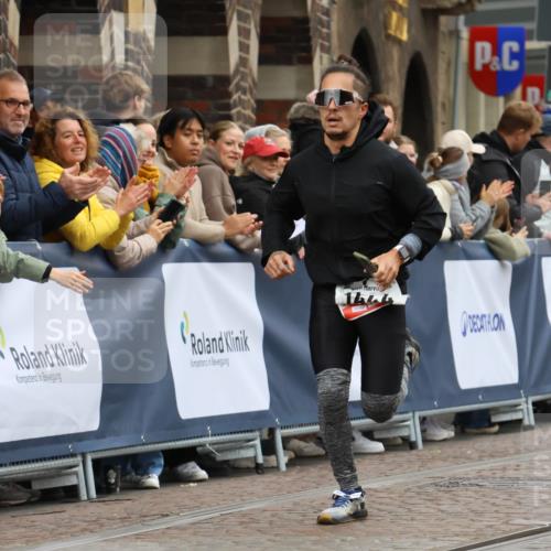 05.10.2025 - 20. swb-Marathon Bremen Strokosch-Dieckow http://msf.ph/oto/9254977 05.10.2025 12:53:20 Ziel 925, 1444, 3975, 5074 meine-sportfotos.de