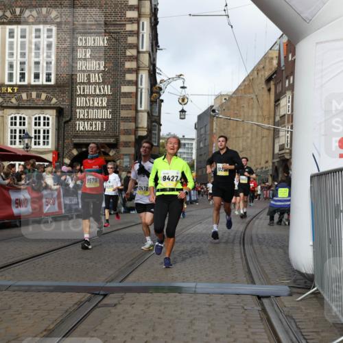 05.10.2025 - 20. swb-Marathon Bremen Yannick Fuchs http://msf.ph/oto/9255060 05.10.2025 10:55:02 Ziel 9427, 9436, 9560, 9570, 10024, 10231, 10232, 10233, 10487, 10609, 10770, 11163, 11276, 11320, 11373, 11470 meine-sportfotos.de