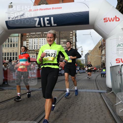 05.10.2025 - 20. swb-Marathon Bremen Yannick Fuchs http://msf.ph/oto/9255267 05.10.2025 10:55:04 Ziel 9427, 9560, 9570, 10024, 10231, 10232, 10233, 10609, 11320, 11373, 11470, 11507, 11523 meine-sportfotos.de