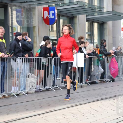 05.10.2025 - 20. swb-Marathon Bremen Strokosch-Dieckow http://msf.ph/oto/9255346 05.10.2025 10:57:15 Ziel 7101, 9000, 9215, 9309, 9372, 9550, 9585, 9625, 9747, 9904, 9914, 9943, 9962, 9979, 10139, 10225, 10250, 10281, 10329, 10341, 10555, 10645, 10694, 10739, 10754, 10950, 11352, 11360, 11520, 11521, 11583, 11606, 11731, 7101, 9000, 9215, 9309, 9372, 9550, 9585, 9625, 9747, 9904, 9914, 9943, 9962, 9979, 10139, 10225, 10250, 10281, 10329, 10341, 10555, 10645, 10694, 10739, 10754, 10950, 11606 meine-sportfotos.de