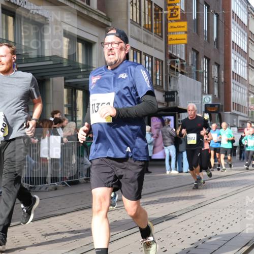 05.10.2025 - 20. swb-Marathon Bremen Strokosch-Dieckow http://msf.ph/oto/9255389 05.10.2025 10:57:16 Ziel 7101, 9000, 9215, 9309, 9372, 9585, 9625, 9747, 9904, 9914, 9943, 9962, 9979, 10139, 10225, 10250, 10329, 10341, 10555, 10645, 10694, 10739, 10754, 10950, 11352, 11360, 11457, 11520, 11521, 11583, 11606, 11731, 11744, 7101, 9000, 9215, 9309, 9372, 9585, 9625, 9747, 9904, 9914, 9943, 9962, 9979, 10139, 10225, 10250, 10329, 10341, 10555, 10645, 10694, 10739, 10754, 10950, 11606 meine-sportfotos.de