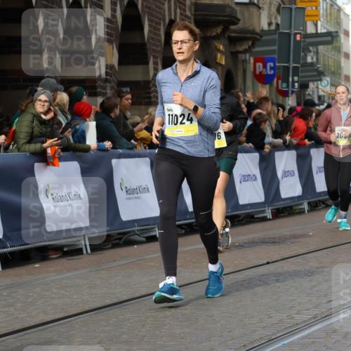 05.10.2025 - 20. swb-Marathon Bremen Strokosch-Dieckow http://msf.ph/oto/9255485 05.10.2025 11:02:42 Ziel 9331, 9360, 9516, 9841, 10129, 10510, 10530, 10734, 10803, 10804, 10825, 10826, 10940, 11024, 11193 meine-sportfotos.de