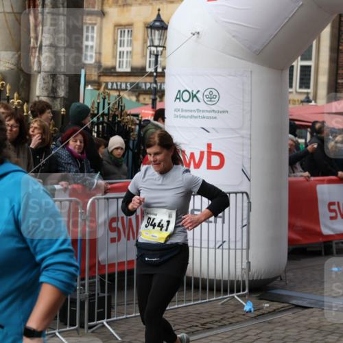 05.10.2025 - 20. swb-Marathon Bremen Yannick Fuchs http://msf.ph/oto/9255568 05.10.2025 11:15:29 Ziel 9441, 9643, 9767, 9768, 9959 meine-sportfotos.de