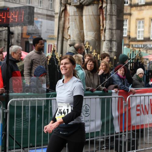 05.10.2025 - 20. swb-Marathon Bremen Yannick Fuchs http://msf.ph/oto/9255622 05.10.2025 11:15:30 Ziel 9441, 9643, 9767, 9768, 9959 meine-sportfotos.de