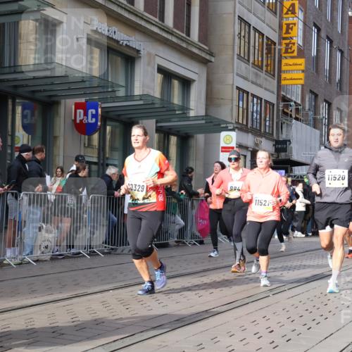 05.10.2025 - 20. swb-Marathon Bremen Strokosch-Dieckow http://msf.ph/oto/9255666 05.10.2025 10:57:24 Ziel 9221, 9309, 9372, 9568, 9585, 9625, 9719, 9747, 9904, 9914, 9943, 9962, 9979, 10139, 10219, 10225, 10250, 10329, 10341, 10555, 10651, 10694, 10703, 10739, 10754, 10834, 10890, 10975, 11023, 11116, 11301, 11352, 11360, 11457, 11469, 11520, 11521, 11564, 11575, 11583, 11731, 11744, 9221, 9309, 9372, 9568, 9585, 9625, 9719, 9747, 9904, 9914, 9943, 9962, 9979, 10139, 10219, 10225, 10250, 10329, 10341, 10555, 10651, 10694, 10703, 10739, 10754, 10834, 10890, 10975, 11023 meine-sportfotos.de