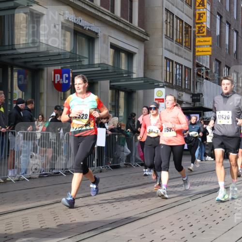 05.10.2025 - 20. swb-Marathon Bremen Strokosch-Dieckow http://msf.ph/oto/9255682 05.10.2025 10:57:24 Ziel 9221, 9309, 9372, 9568, 9585, 9625, 9719, 9747, 9904, 9914, 9943, 9962, 9979, 10139, 10219, 10225, 10250, 10329, 10341, 10555, 10651, 10694, 10703, 10739, 10754, 10834, 10890, 10975, 11023, 11116, 11301, 11352, 11360, 11457, 11469, 11520, 11521, 11564, 11575, 11583, 11731, 11744, 9221, 9309, 9372, 9568, 9585, 9625, 9719, 9747, 9904, 9914, 9943, 9962, 9979, 10139, 10219, 10225, 10250, 10329, 10341, 10555, 10651, 10694, 10703, 10739, 10754, 10834, 10890, 10975, 11023 meine-sportfotos.de