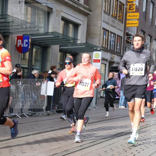 05.10.2025 - 20. swb-Marathon Bremen Strokosch-Dieckow http://msf.ph/oto/9255692 05.10.2025 10:57:25 Ziel 9221, 9309, 9372, 9568, 9585, 9719, 9747, 9904, 9914, 9943, 9962, 9979, 10219, 10225, 10250, 10329, 10341, 10555, 10651, 10694, 10703, 10739, 10754, 10834, 10890, 10975, 11023, 11116, 11301, 11352, 11360, 11457, 11469, 11520, 11521, 11564, 11575, 11583, 11731, 11744, 9221, 9309, 9372, 9568, 9585, 9719, 9747, 9904, 9914, 9943, 9962, 9979, 10219, 10225, 10250, 10329, 10341, 10555, 10651, 10694, 10703, 10739, 10754, 10834, 10890, 10975, 11023 meine-sportfotos.de