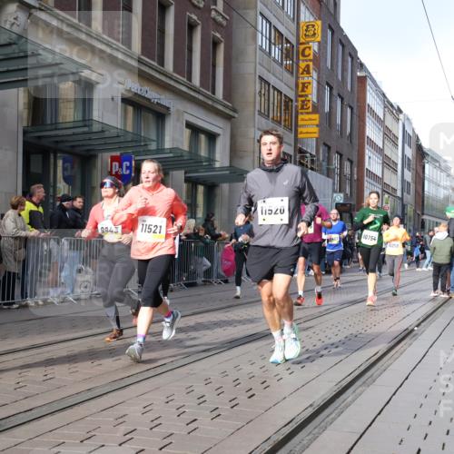 05.10.2025 - 20. swb-Marathon Bremen Strokosch-Dieckow http://msf.ph/oto/9255719 05.10.2025 10:57:25 Ziel 9221, 9309, 9372, 9568, 9585, 9719, 9747, 9904, 9914, 9943, 9962, 9979, 10219, 10225, 10250, 10329, 10341, 10555, 10651, 10694, 10703, 10739, 10754, 10834, 10890, 10975, 11023, 11116, 11301, 11352, 11360, 11457, 11469, 11520, 11521, 11564, 11575, 11583, 11731, 11744, 9221, 9309, 9372, 9568, 9585, 9719, 9747, 9904, 9914, 9943, 9962, 9979, 10219, 10225, 10250, 10329, 10341, 10555, 10651, 10694, 10703, 10739, 10754, 10834, 10890, 10975, 11023 meine-sportfotos.de
