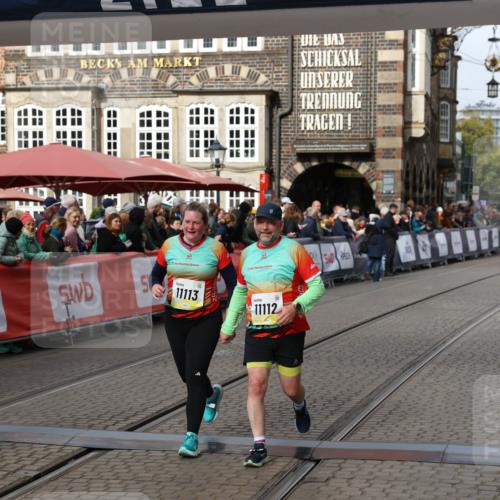 05.10.2025 - 20. swb-Marathon Bremen Yannick Fuchs http://msf.ph/oto/9255990 05.10.2025 11:15:39 Ziel 8844, 9959, 10976, 11112, 11113 meine-sportfotos.de