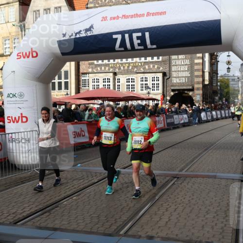 05.10.2025 - 20. swb-Marathon Bremen Yannick Fuchs http://msf.ph/oto/9256096 05.10.2025 11:15:39 Ziel 8844, 9959, 10976, 11112, 11113 meine-sportfotos.de