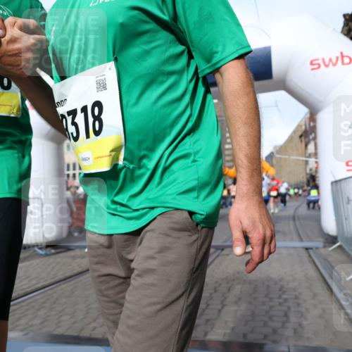 05.10.2025 - 20. swb-Marathon Bremen Yannick Fuchs http://msf.ph/oto/9256252 05.10.2025 10:55:25 Ziel 9176, 9201, 9318, 9350, 9514, 9654, 9881, 9933, 10003, 10116, 10326, 10970, 11042, 11115, 11140, 11702 meine-sportfotos.de