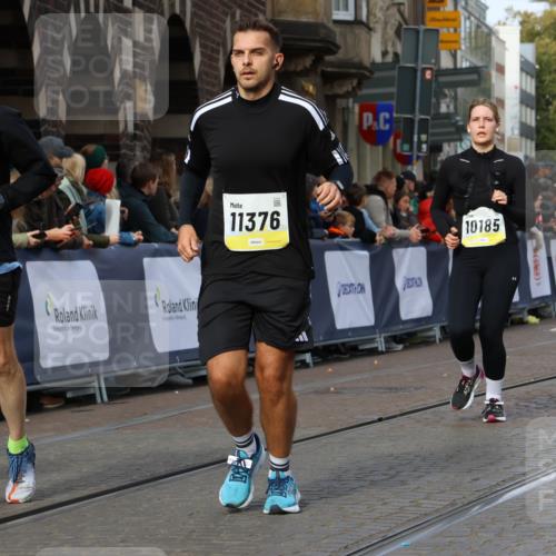 05.10.2025 - 20. swb-Marathon Bremen Strokosch-Dieckow http://msf.ph/oto/9256315 05.10.2025 11:03:04 Ziel 9229, 9300, 9593, 9661, 9662, 9893, 10185, 10777, 10996, 11376, 11682 meine-sportfotos.de
