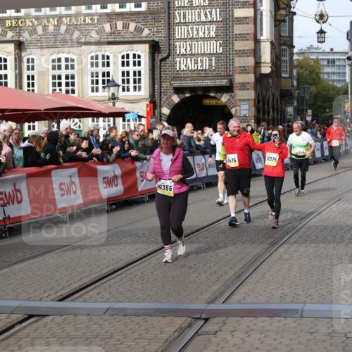 05.10.2025 - 20. swb-Marathon Bremen Yannick Fuchs http://msf.ph/oto/9256353 05.10.2025 11:16:03 Ziel 8476, 10355, 11375 meine-sportfotos.de