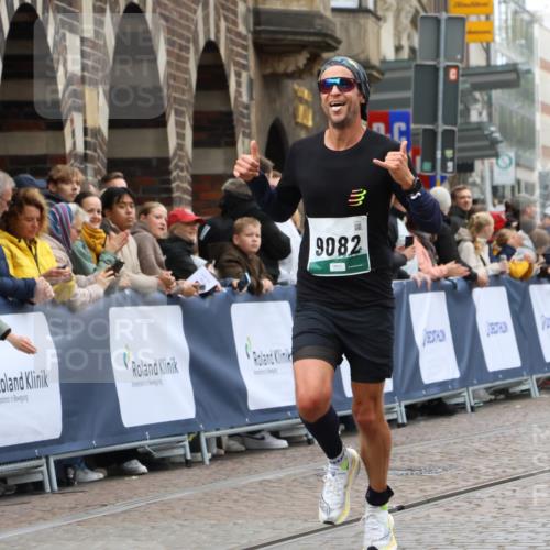 05.10.2025 - 20. swb-Marathon Bremen Strokosch-Dieckow http://msf.ph/oto/9256527 05.10.2025 12:54:15 Ziel 1889, 9082 meine-sportfotos.de