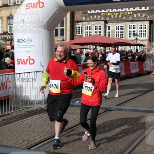 05.10.2025 - 20. swb-Marathon Bremen Yannick Fuchs http://msf.ph/oto/9256616 05.10.2025 11:16:08 Ziel 8476, 10355, 10831, 10846, 11375 meine-sportfotos.de