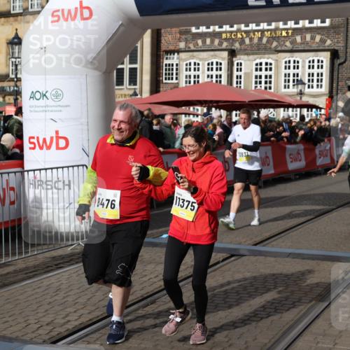 05.10.2025 - 20. swb-Marathon Bremen Yannick Fuchs http://msf.ph/oto/9256627 05.10.2025 11:16:08 Ziel 8476, 10355, 10831, 10846, 11375 meine-sportfotos.de