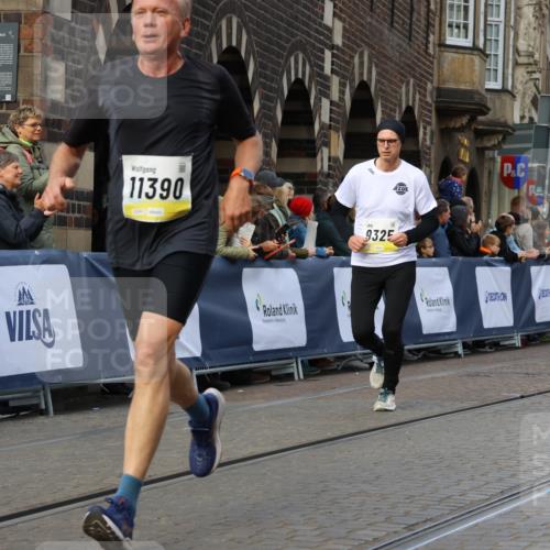 05.10.2025 - 20. swb-Marathon Bremen Strokosch-Dieckow http://msf.ph/oto/9256645 05.10.2025 11:03:17 Ziel 9224, 9225, 9246, 9325, 10142, 10405, 10471, 10926, 10963, 11103, 11124, 11390, 11467, 11502, 11508, 11509 meine-sportfotos.de