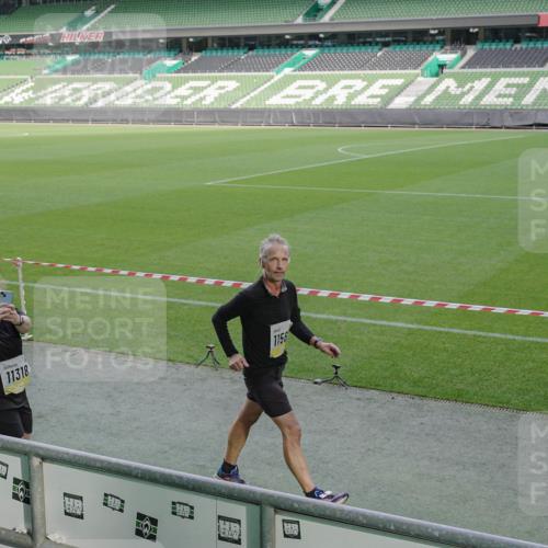 05.10.2025 - 20. swb-Marathon Bremen Michael Burmester http://msf.ph/oto/9256714 05.10.2025 10:44:25 Laufen im Stadion 7007, 8844, 9011, 9012, 9273, 9303, 9373, 9374, 9386, 9453, 9470, 9479, 9567, 9572, 9631, 9667, 9724, 9819, 9899, 10036, 10040, 10273, 10280, 10355, 10364, 10440, 10441, 10442, 10448, 10540, 10574, 10665, 10705, 10707, 10831, 10839, 10984, 11027, 11072, 11088, 11135, 11191, 11204, 11252, 11293, 11318, 11381, 11385, 11388, 11448, 11539, 11544, 11548, 11557, 11560, 11568, 11635, 9380, 9561, 9895, 9911, 9984, 10288, 10320, 10435, 10512, 10552 meine-sportfotos.de