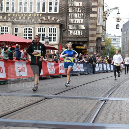 05.10.2025 - 20. swb-Marathon Bremen Yannick Fuchs http://msf.ph/oto/9256718 05.10.2025 10:46:59 Ziel 10277, 10661, 10750, 11189 meine-sportfotos.de