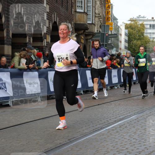 05.10.2025 - 20. swb-Marathon Bremen Strokosch-Dieckow http://msf.ph/oto/9256736 05.10.2025 11:03:18 Ziel 7776, 9224, 9225, 9246, 9325, 10142, 10405, 10446, 10963, 10995, 11103, 11124, 11236, 11390, 11467, 11502, 11508, 11509 meine-sportfotos.de