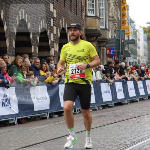 05.10.2025 - 20. swb-Marathon Bremen Strokosch-Dieckow http://msf.ph/oto/9256797 05.10.2025 12:54:29 Ziel 2129, 5240 meine-sportfotos.de