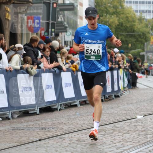 05.10.2025 - 20. swb-Marathon Bremen Strokosch-Dieckow http://msf.ph/oto/9256886 05.10.2025 12:54:35 Ziel 1338, 5240 meine-sportfotos.de